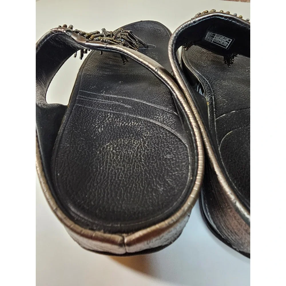 FitFlop Cha Cha Pewter Metallic Beaded Fringe Wedge Sandals Womens Size 7